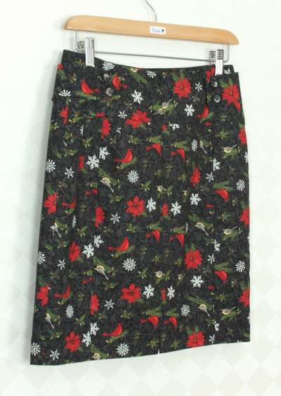 SK-337 กระโปรงแฟชั่น&ทำงาน ทรงสอบ ผ้าคอตต้อนญี่ปุ่นพิมพ์ลายดอกไม้และนก โทนสีเข้ม พร้อมโบว์คาดเอว