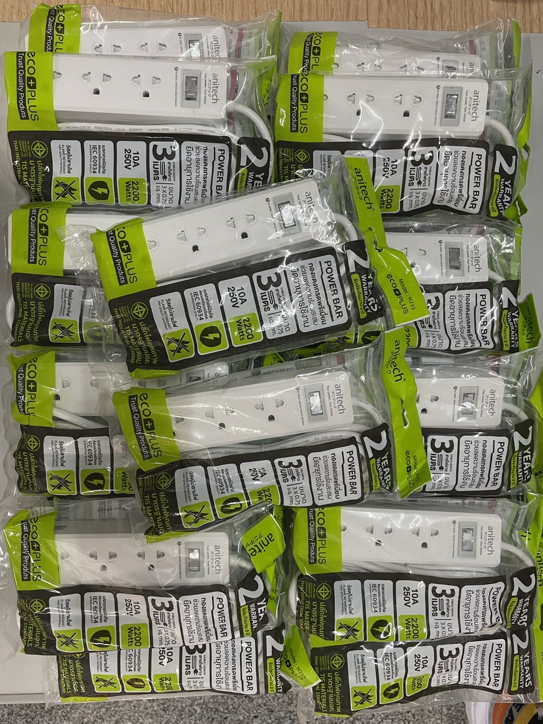 Anitech H233 Plug ปลั๊กไฟ สายยาว 3 เมตร 1 สวิตซ์ ปลั๊กราง ปลั๊กพวง รับประกัน 2 ปี