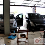 HYUNDAI H-1 TOURING [ประตูไฟฟ้า 2 ข้าง + กระไดไฟฟ้า 2 ข้าง + เครื่องเสียง + หุ้มเบาะหนังสเปคโรงงาน] {ก5223}