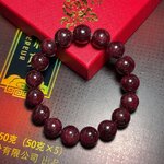 ทับทิม 12 มิล ราชินีหิน ท็อปสวยที่สุด (Super Premium)