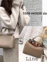 กระเป๋าถือ peekaboo สไตล์ฟินดิ 9 นิ้ว ประดับดอกไม้