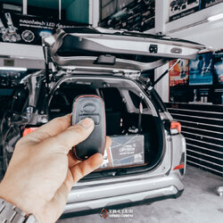 Toyota Veloz 2022🔰 อัพเกรดชุดฝาท้ายประตูไฟฟ้า Brand AutoLifftech🌟🌟