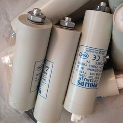 PHILIPS คาปาซิเตอร์ 25 ไมโครฟารัด จำนวน48อัน/ลัง