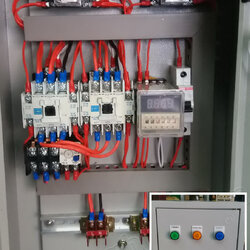 ตู้ควบคุมมอเตอร์ Start Stop สลับการทำงาน โดยอุปกรณ์ ไทม์เมอร์ ดิจิตอล Digital twin timer, (อุปกรณ์อื่นๆ LED Pilot Lamp, Control Switch, Miniature Circuit Breaker, Relay, MAGNETIC CONTACTOR)