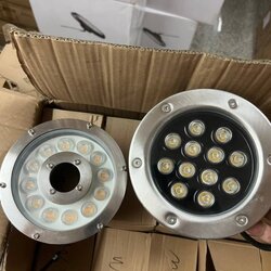 โคมไฟฝังพื้น