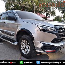 ชุดแต่งสเกิร์ตรอบคัน RIDER M V1 สำหรับ Mu-X 2021