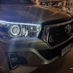 อัพเกรดไฟหน้า REVO