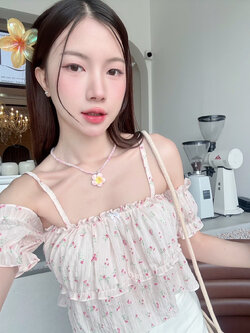 Yuki offshoudle rtop 🥨 เสื้อปาดไหล่สาวเดี่ยว