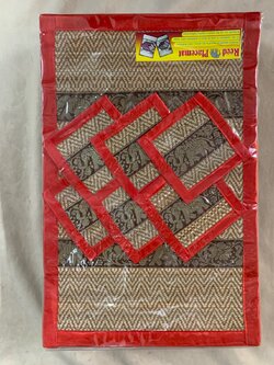 ที่รองจานและที่รองแก้วเลื่อกก สีแดง