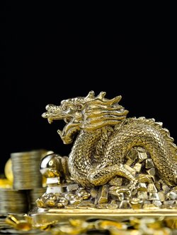 รูปปั้นมังกรมงคล