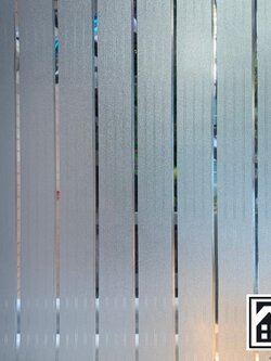 PVC สุญญากาศติดกระจก หน้ากว้าง 90cm "ลายทาง Stripp III" 90cmx 100cm