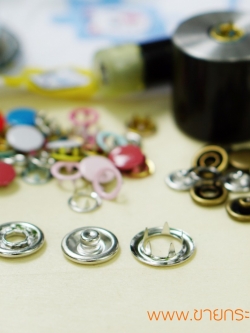 กระดุมแป๊กห้าขา แบบวงแหวน 17 มิลลิเมตร สีเงิน