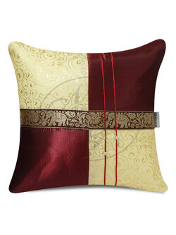 หมอนอิงเทพกุชร สีแดงดินแดงตัด