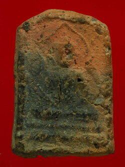 (หลวงปู่ศุข วัดมะขามเฒ่าปลุกเสก)พระพิมพ์สมาธิ กรุวัดห้วยเสือ เนื้อดิน เพชรบุรี