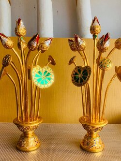 แจกันดอกบัว