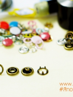 กระดุมแป๊กห้าขา แบบวงแหวน 9 มิลลิเมตร สีทองเหลืองรมดำ