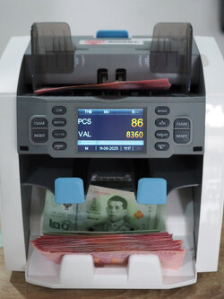 Uni-SMART เครื่องนับธนบัตร เครื่องนับเงิน เครื่องนับแบงค์ ตรวจธนบัตรปลอม US-9510