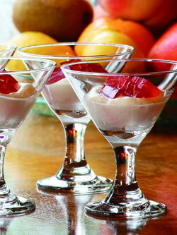 Mini Embassy Martini (Wine USA) 3 oz./ 89 ml (LB-3701)