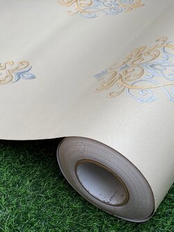 วอลล์เปเปอร์แบบมีกาวในตัว "ลายไทยหลุยส์พื้นเหลืองครีม ดอกเล็ก" หน้ากว้าง 1.22m (สั่งมากกว่า 1m ตัดยาวต่อเนื่อง)