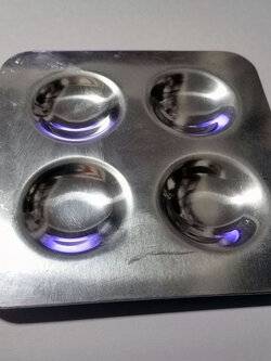 จานหลุมโลหะอลูมิเนียมขนาด 8 x8 เซนติเมตร