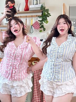 J181 เสื้อสาวอวบ แขนตุ๊กตาผ้าลายริ้ว แต่งระบาย ชมพู ฟ้า อกได้ถึง50นิ้ว หน้าผ้า52นิ้ว