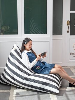 เก้าอี้เม็ดโฟม บีนแบค ทรงสามเหลี่ยม ผ้าเอาท์ดอร์ (Outdoor) ลายทาง กันน้ำ กันแดด ใช้งานกลางแจ้งได้ บีนแบ็ก เบาะนั่งเม็ดโฟม bean bag เก้าอี้บีนแบ็ก เบาะเม็ดโฟม โซฟาบีนแบค เก้าอี้พักผ่อน รุ่น HCS-006