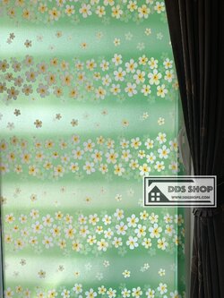 PVC สุญญากาศติดกระจก "ดอกลีลาวดีพื้นเขียว" หน้ากว้าง 90cm x 100cm