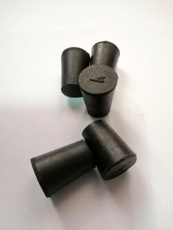 จุกยางสีดำเบอร์4จำนวน5อันต่อชุด