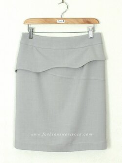 SK-367 กระโปรงทรงสอบ ผ้า Rose Skin สีเทา ออกแบบตัดต่อมีชิ้นแต่งด้านหน้า ดีไซน์เรียบหรู
