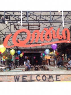 100ใบ แต่งร้านเอกเขนก