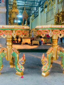 โต๊ะข้างพยานาคแปดเหลี่ยม