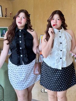 J153 เสื้อสาวอวบ คอปก มีเชือกพูกหลัง ดำ ขาว อกได้ถึง48นิ้ว หน้าผ้า50นิ้ว