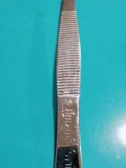 ปากคีบแสตนเลส ยาว 11 cm.