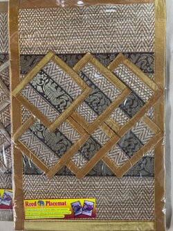 ที่รองจานและที่รองแก้วเสื่อกก สีทอง