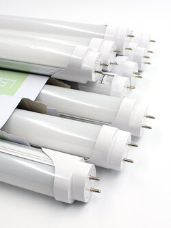 LED-T8 18W 220V 1200mm (SVC)