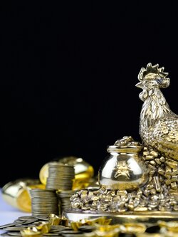 รูปปั้นไก่มงคล