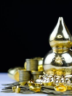 รูปปั้นน้ำเต้ามงคล