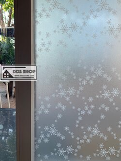 PVC สุญญากาศติดกระจก "เกล็ดหิมะ Snowflakes" หน้ากว้าง 120cm (ราคาที่ระบุไว้ คือยาว 1 เมตร)