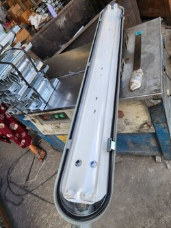 โคมถนนอลูมิเนียมปั๊ม เฉพาะโคม2x40w