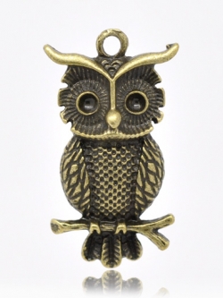 จี้ ตัวห้อย รูปนกฮูก วัสดุอัลลอยด์ Lead & Nickel Safe สีสัมฤทธิ์โบราณ ขนาด 31x17mm จำนวน 1 ชิ้น