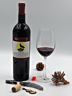 ไวน์แดง Wlof II Merlot-Cabernet Sauvignon