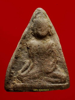 พระนางแขนอ่อน พิมพ์สี่กร กรุวัดมหาธาตุ สุโขทัย เนื้อดิน