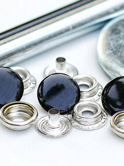 กระดุมแป๊ก 47L ขนาด 15 mm สีดำ เนื้อทองเหลืองแท้ ไม่เป็นสนิม