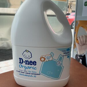 ผลิตภัณฑ์ซักผ้าเด็ก ดีนี่ สีฟ้า 2800 ml