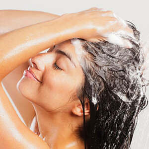 อุปกรณ์ต่างๆ/ยาสระผม