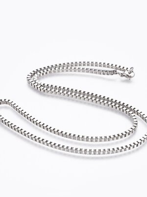 สร้อยคอกระดูกงู สแตนเลส 304 ปล้องสี่เหลี่ยม ขนาด 2.5 มม. พร้อมก้ามปู ยาว 19.7 นิ้ว (50 ซม.) จำนวน 1 เส้น