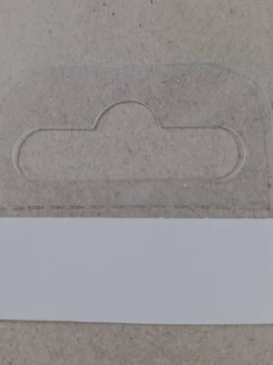 Hang Tabs หูแขวนสินค้า ป้ายแขวนสินค้าพลาสติก PET มีแถบกาว 4.5cm x 4.2cm 100 ชิ้น