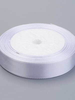 ริบบิ้นผ้าซาติน สีขาว หน้ากว้าง 25 มม. 1 ม้วน ยาว 25 หลา
