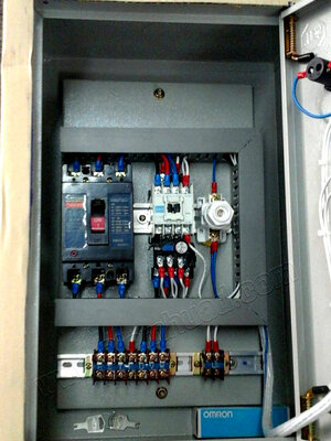 ตู้คอนโทรล ตู้ไซด์แบบธรรมดาควบคุมกระแสไฟและอุปกรณ์ (อุปกรณ์ WALL MOUNTING CABINET (KJL) MOLD CASE CIRCUIT BREAKER, Fuse, Control Switch, MAGNETIC CONTACTOR )