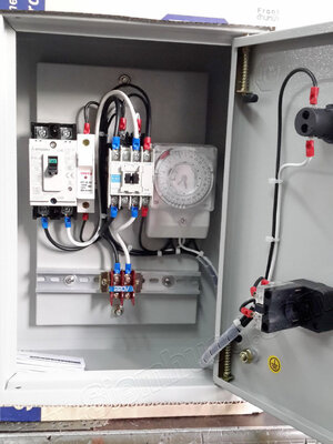 ตู้คอนโทรล เบรกเกอร์ 2P 10A สตาร์ท สต็อป ออโตเมติก เปลี่ยนเวลาการทำงานโดยทามเมอร์24ชม. (อุปกรณ์ WALL MOUNTING CABINET (KJL), Control Switch (TEND), MOLD CASE CIRCUIT BREAKER (MITSUBISHI), MAGNETIC CONTACTOR (MITSUBISHI)